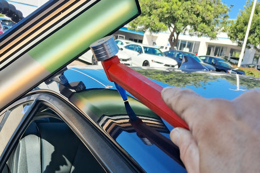 Blending a rail on a car during a paintless dent repair